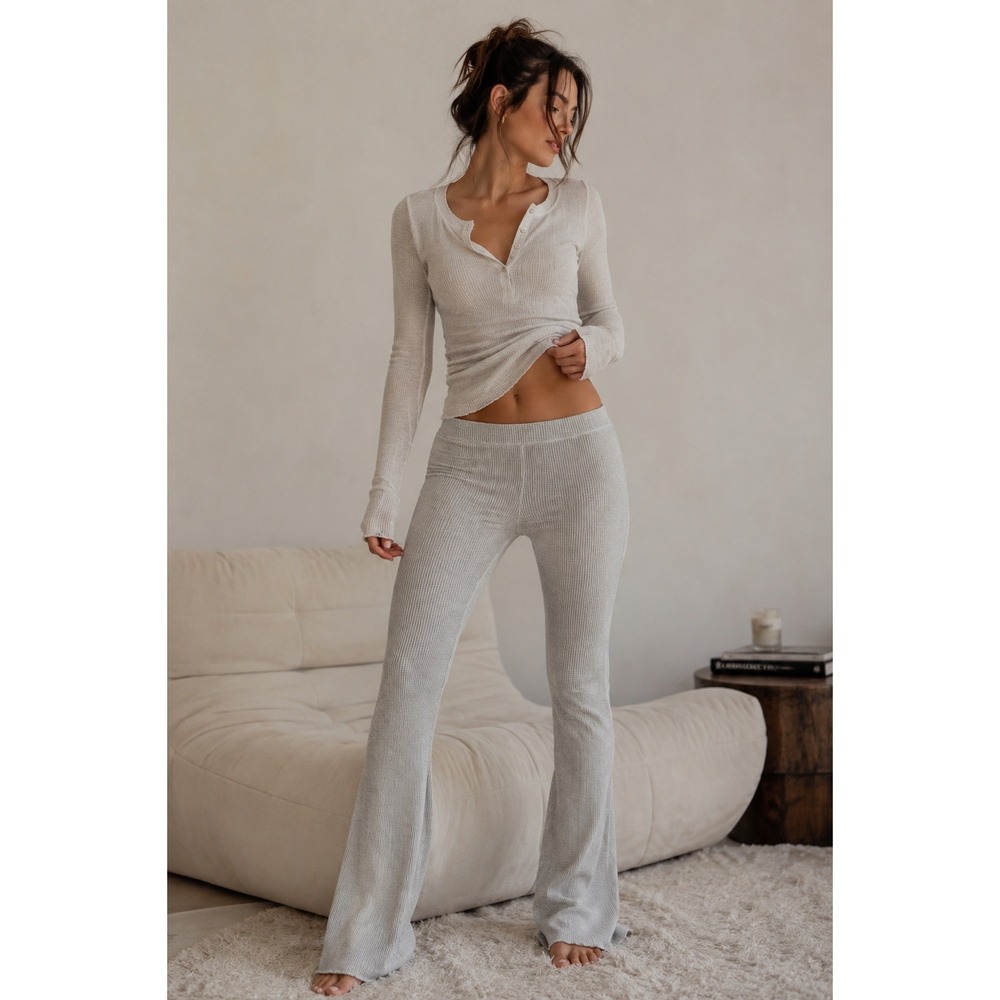 Aerie Waffle Knit Flare Pants Gray Thermal Lounge High Rise M 29x32 Cozy High